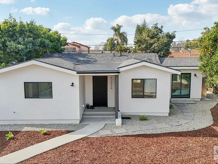 9203 Chaney Ave — Photo 21