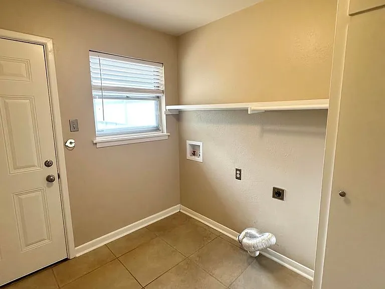 3223 Cimmaron Ave — Photo 13