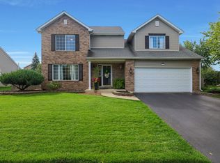 1435 Hawk Dr, Bolingbrook, IL 60490