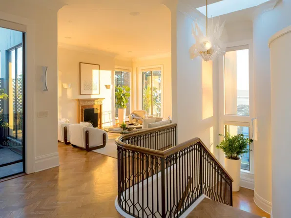 2322 Hyde St, San Francisco, CA 94109