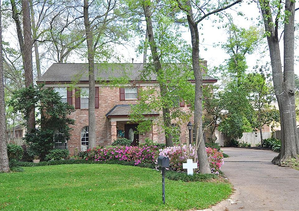 1st image of 2215 Villa Creek Dr