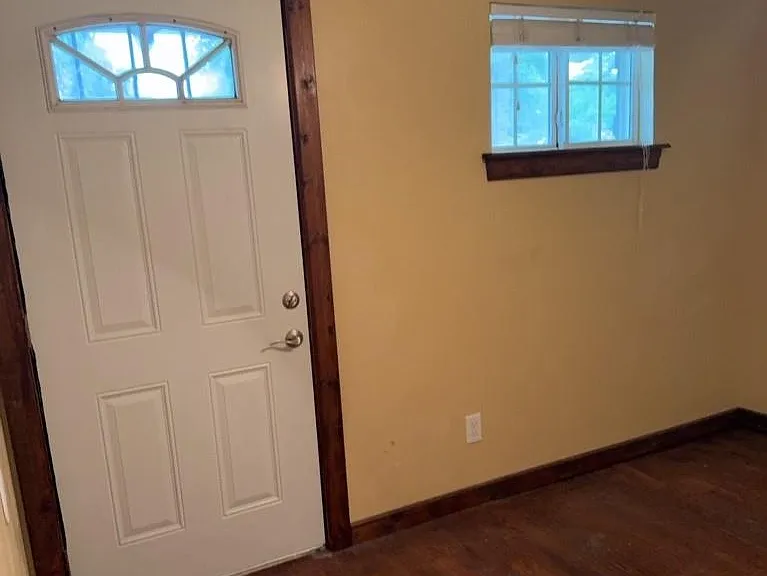 625 Redbud Ln #14 — Photo 6