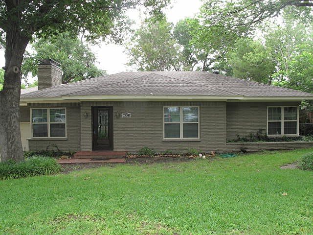 1st image of 8325 Floyd Lake Dr
