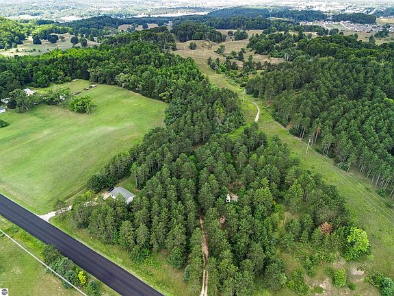 5th image of 1216 Hoch Rd