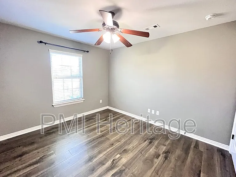 206 Peyton St — Photo 22