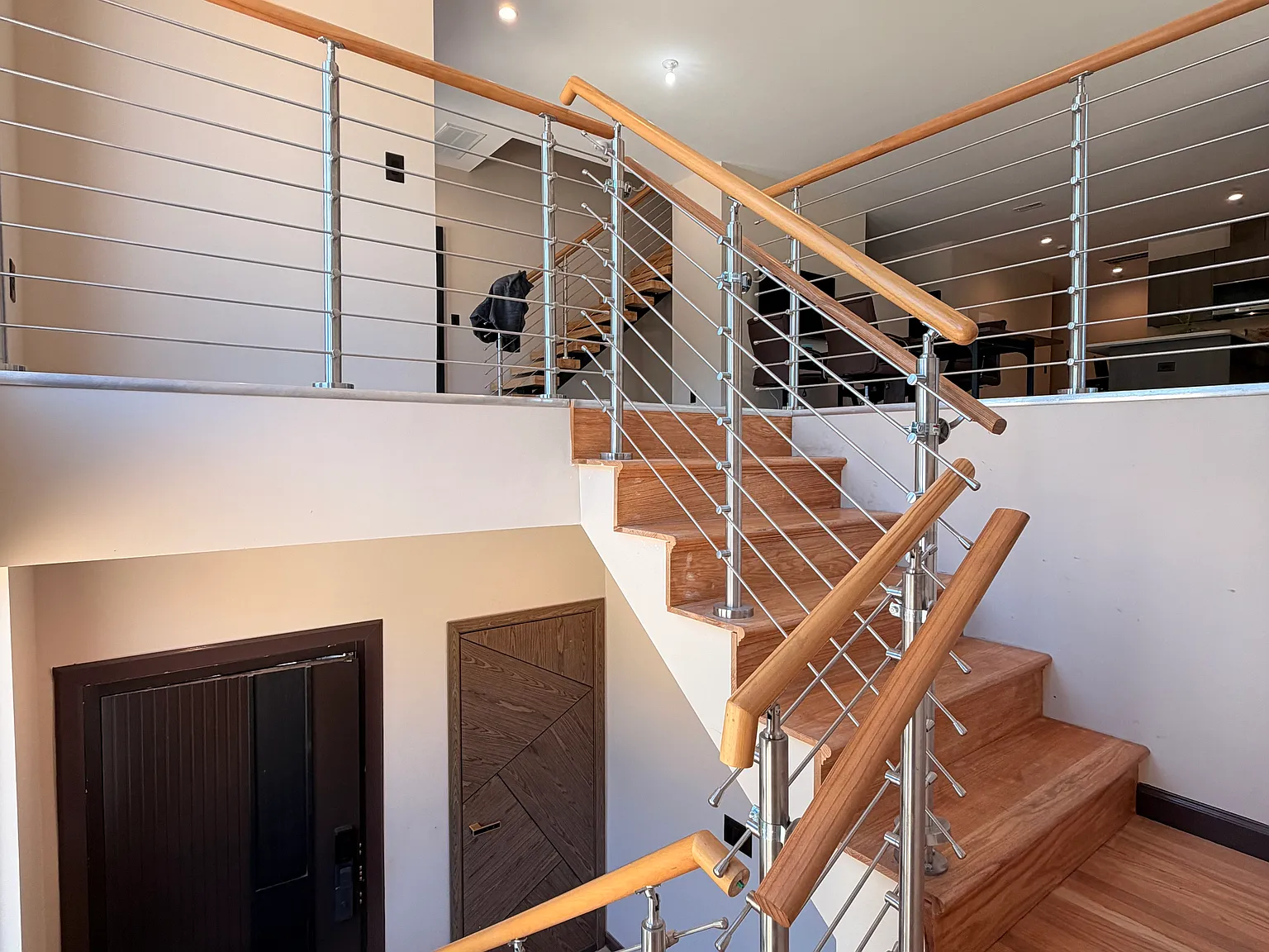 1 bed, 318 sqft, $1,000 — Photo 2