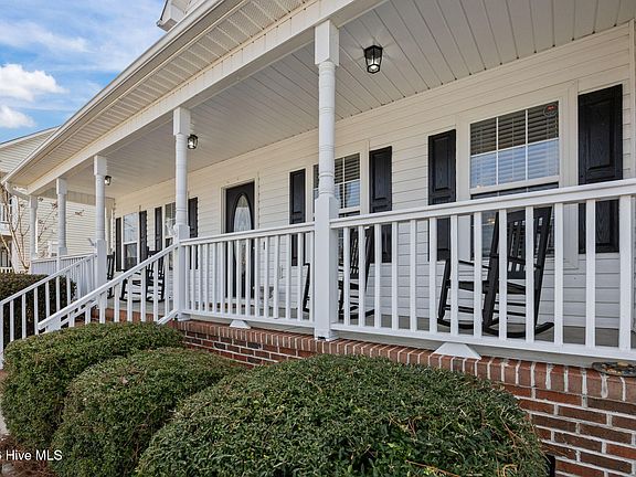 5th image of 211 Windham Lane