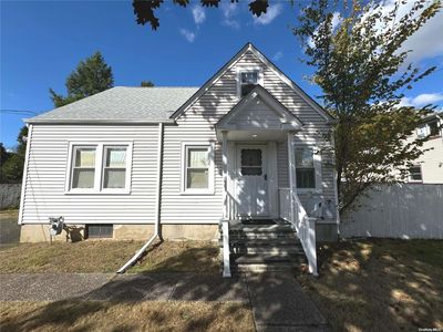 38 2nd Avenue, Central Islip, NY, 11722