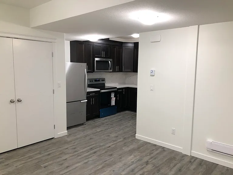 231 McArthur Cres — Photo 18