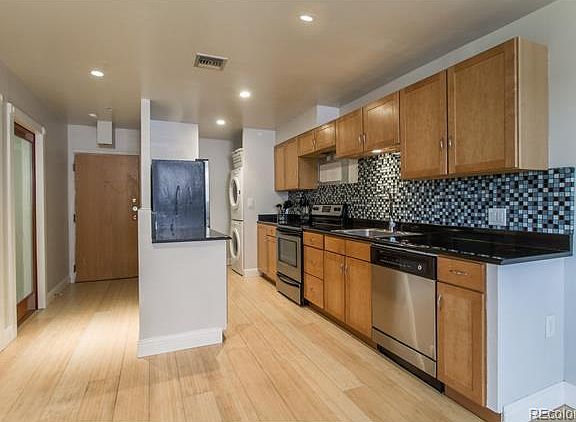 4th image of 5955 E 10th Ave APT 601