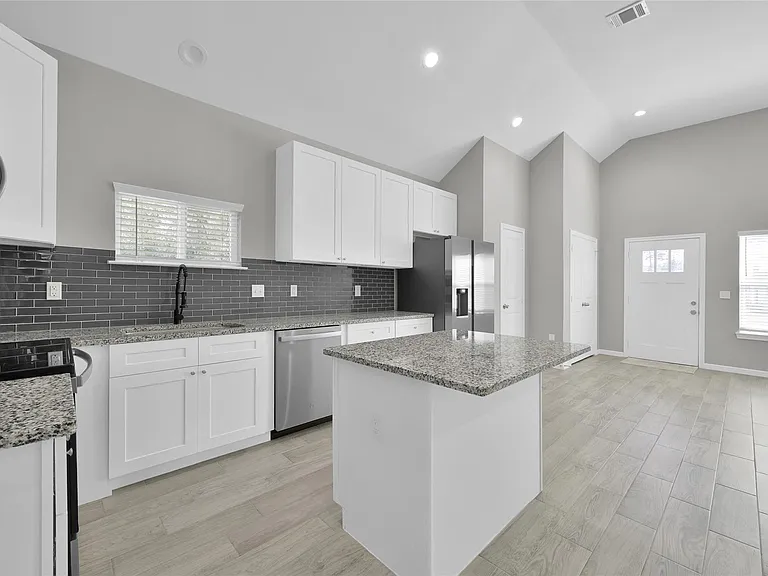16732 E Juneau — Photo 14