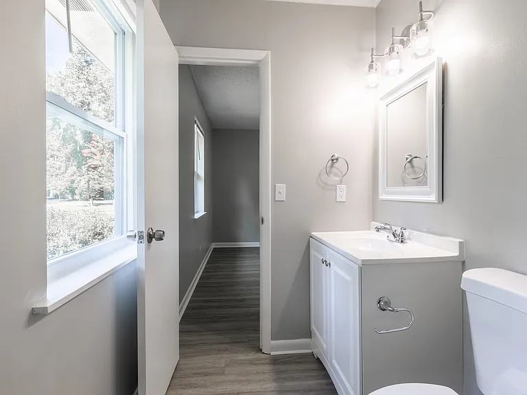 504 Heritage Dr — Photo 22