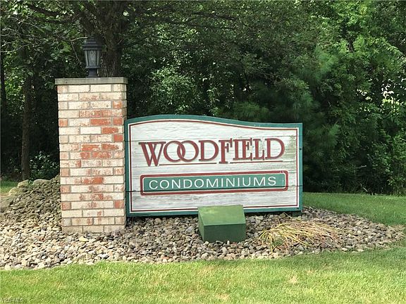 3rd image of 812 Woodfield Ct Unit A