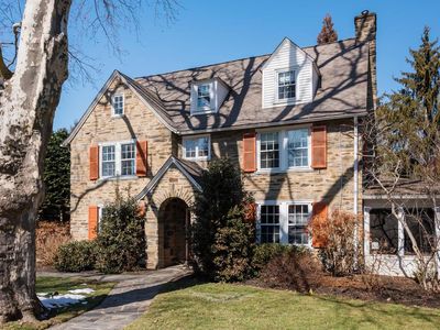 621 Pembroke Rd, Bryn Mawr, PA, 19010