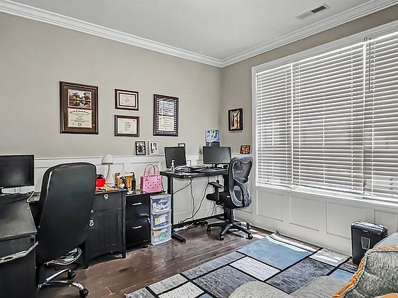 5th image of 103 Mere Ct