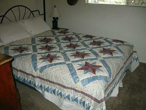 4th image of 1038 Club View Dr