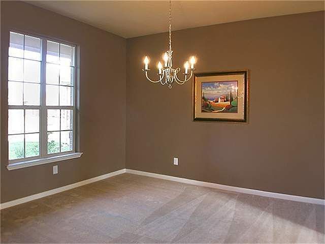 2nd image of 18331 Redoak Manor Ln