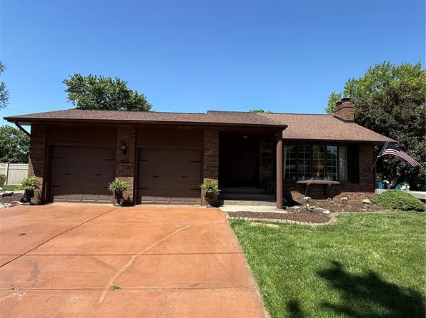 109 Glenridge Dr, Collinsville, IL 62234