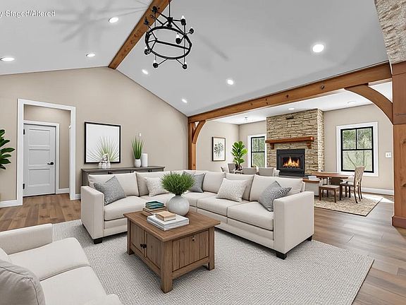 4th image of 256 Pebble Beach Drive