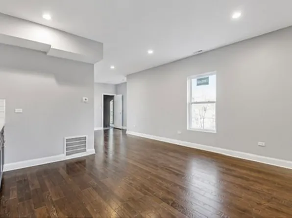 7415 S Langley Ave #2, Chicago, IL 60619