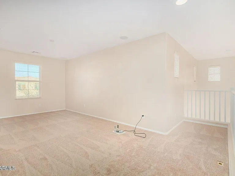 13596 N 149th Dr — Photo 2