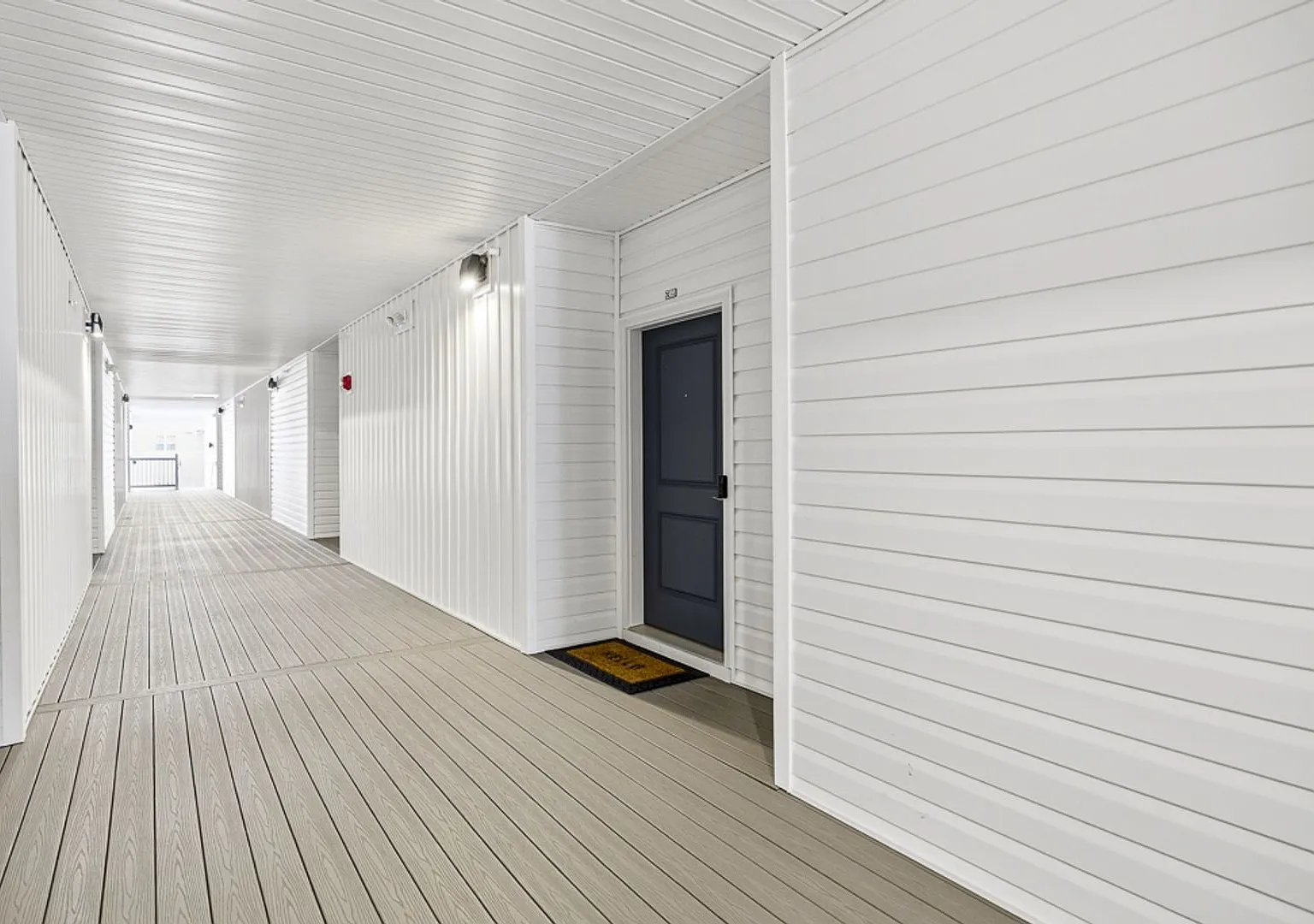 Like-new 2 bedroom, 2 bathroom condo in the desirable Spence Crossing community! — Photo 4