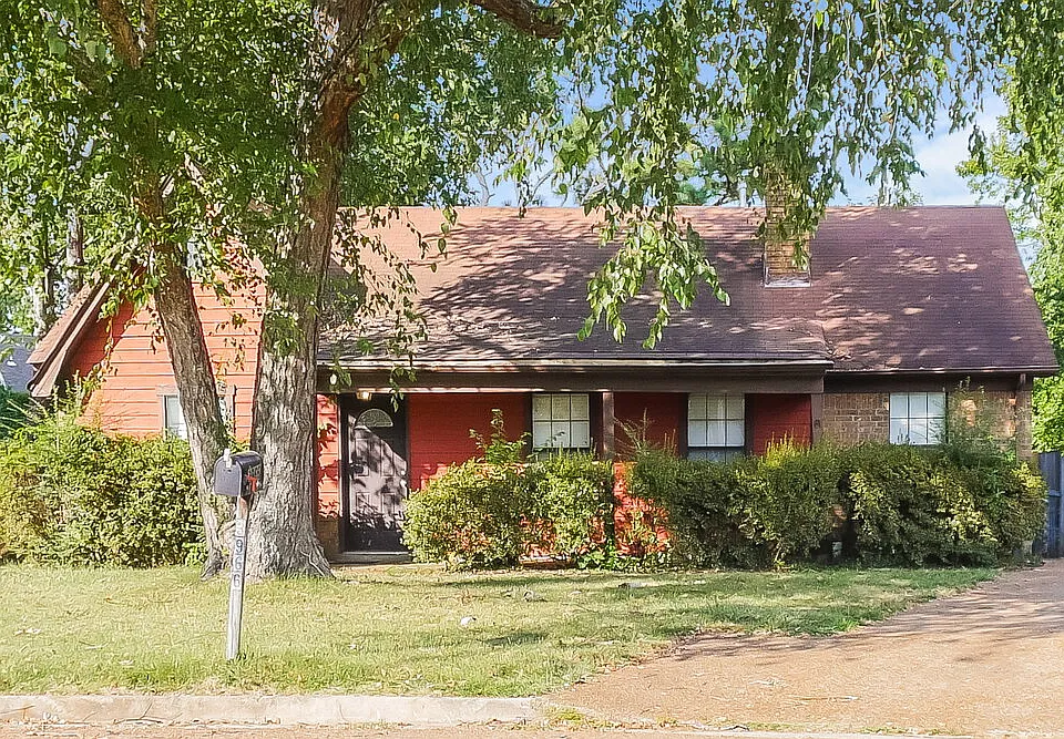3966 Almond Cv