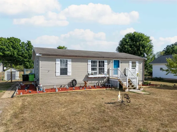 338 Lincoln Ave, Crystal Falls, MI 49920