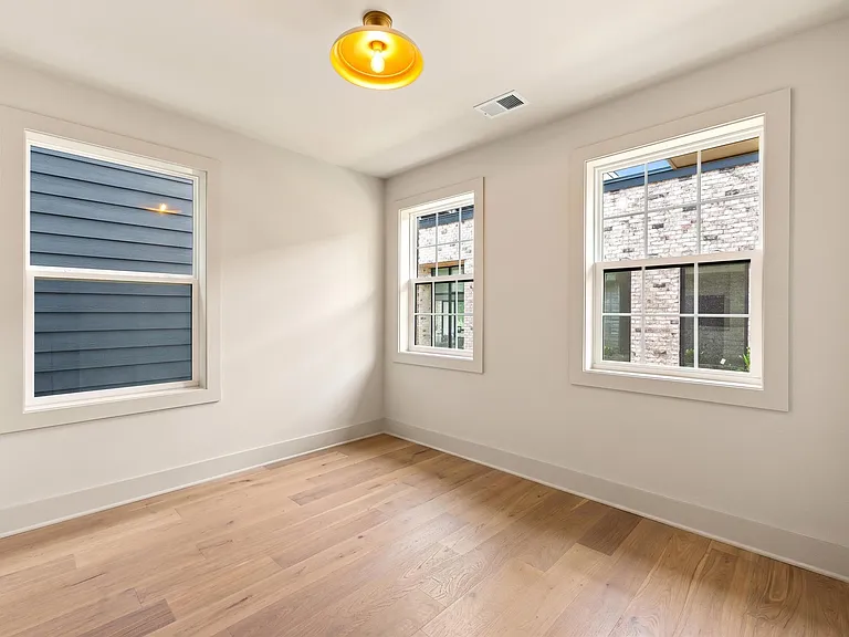 2nd Floor bedroom