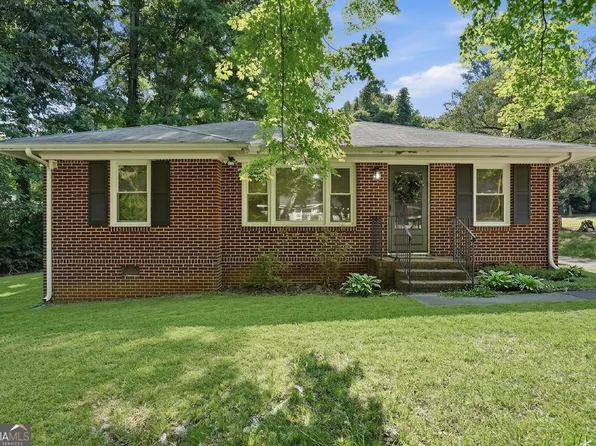 243 S Myrtle St, Winder, GA 30680