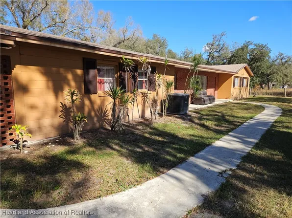 1701 County Road 731, Venus, FL 33960