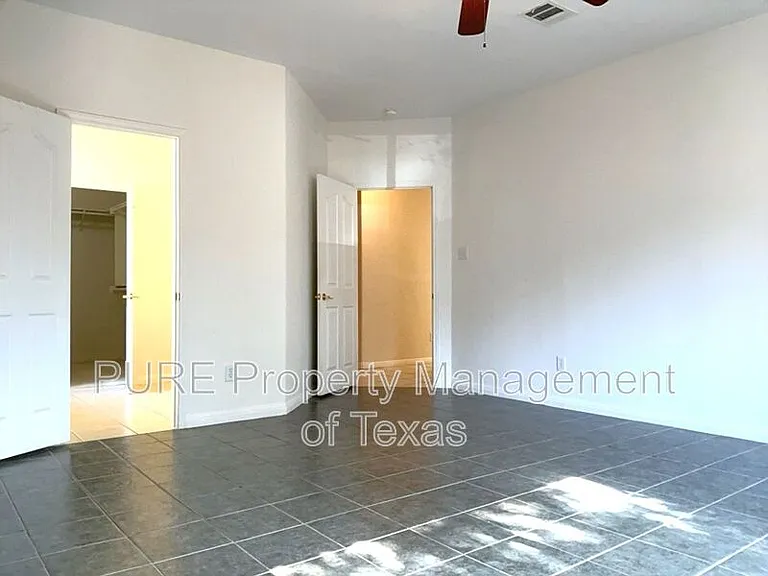 2302 Barnett Dr — Photo 19