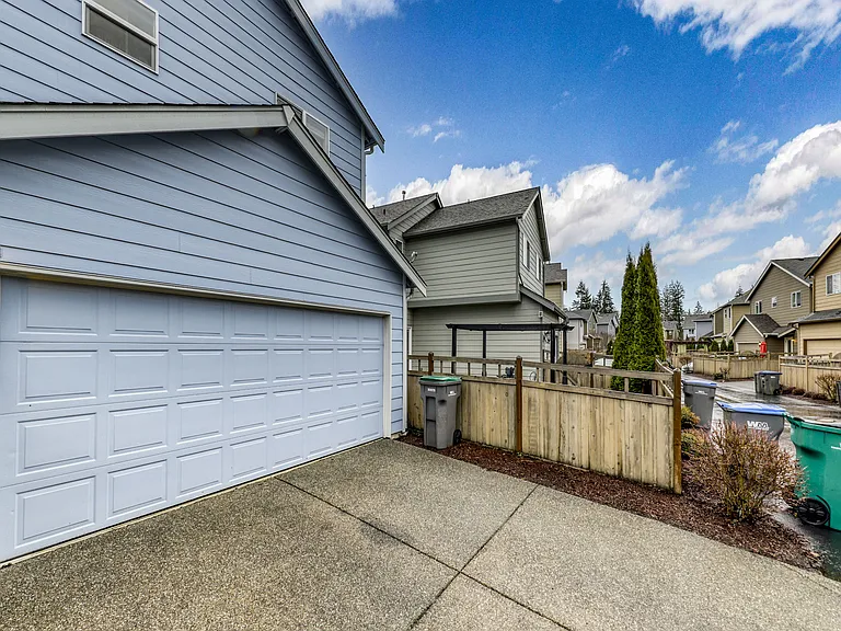 4619 Strathmore Cir SW — Photo 27