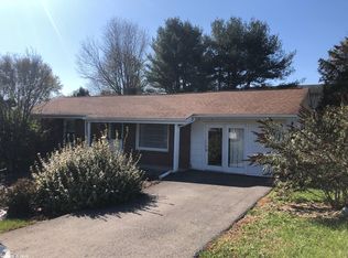 5833 Powell Ave, Dublin, VA 24084