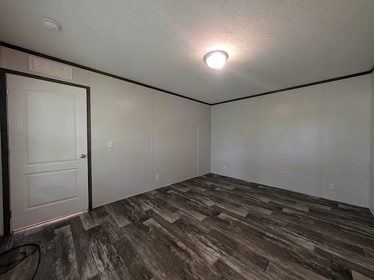 38000 Le Chateau Blvd #491 — Photo 19