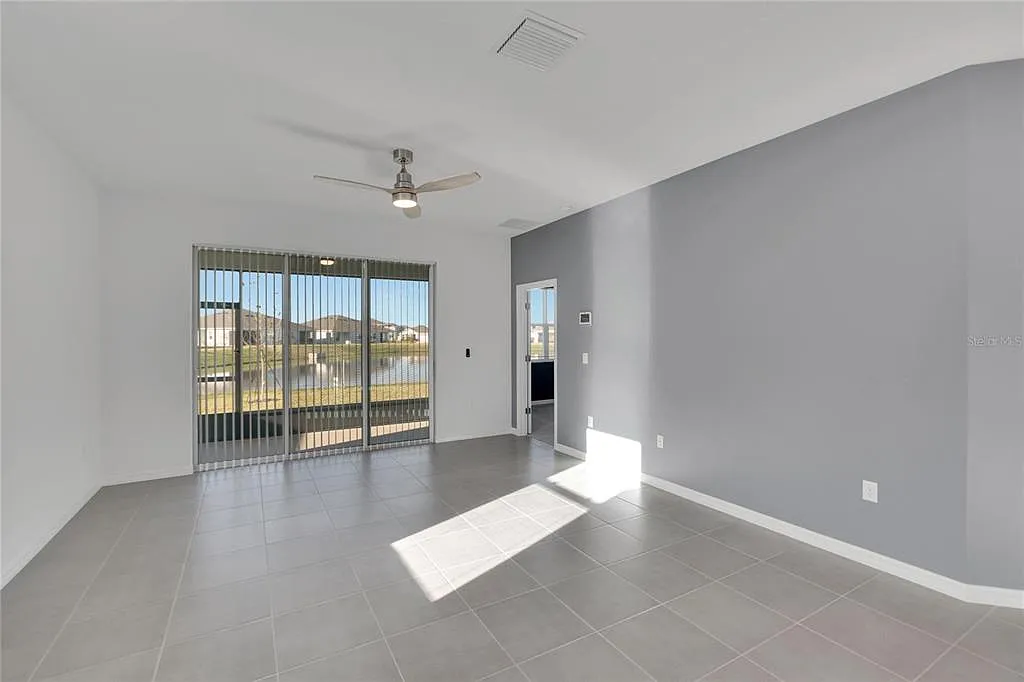 3 bed, 2.0 bath, 1513 sqft, $2,650 — Photo 3