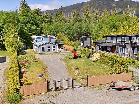 2nd image of 1065 7th Ave