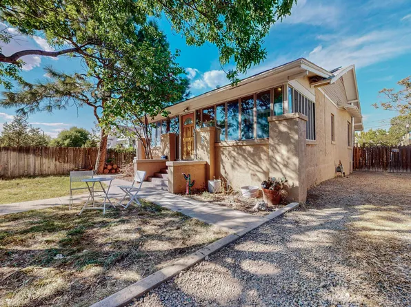 909 Fruit Ave NW, Albuquerque, NM 87102