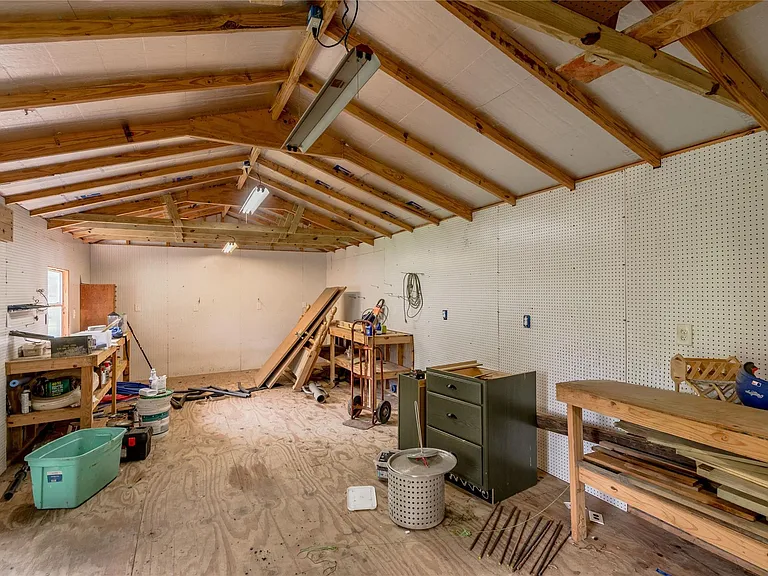86 Oak Hill Dr — Photo 27