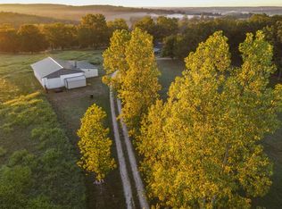 54 Cascade Ln, Buffalo, MO 65622