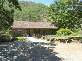 7007 Steelhead Pl, Gold Hill, OR 97525