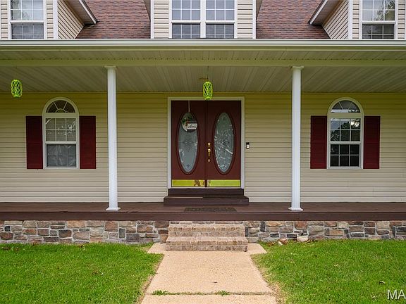 4th image of 24155 Red Oak Rd