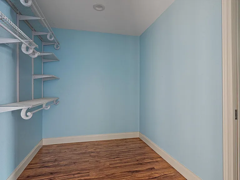 2106 Allred Dr — Photo 22
