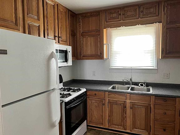 4th image of 1617 Olive St
