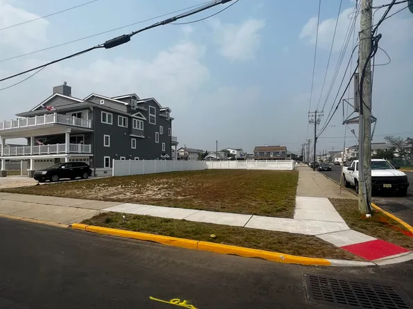 205 40th St, Sea Isle City, NJ 08243