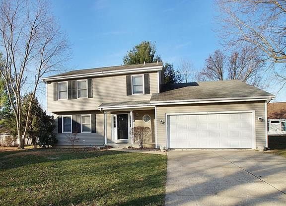 2nd image of 815 Briarwood Ct