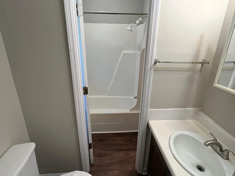 813 Robin Hood Trl — Photo 20