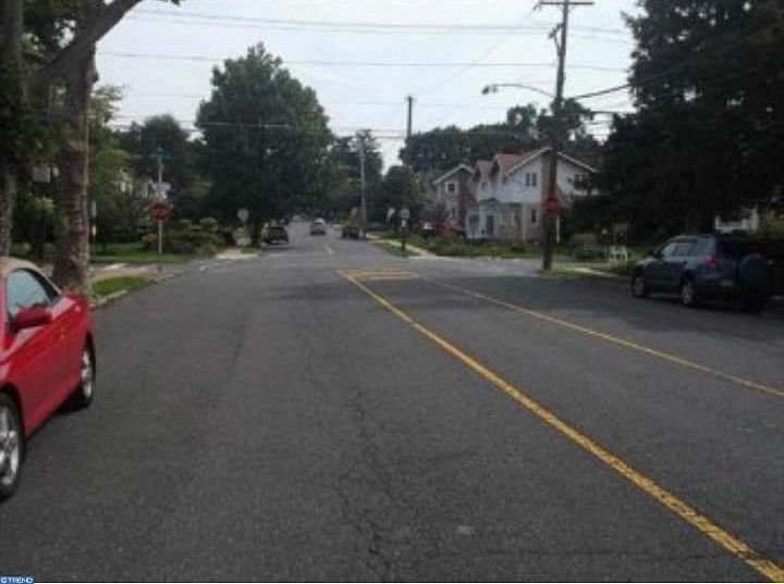 2nd image of 7734 Burholme Ave