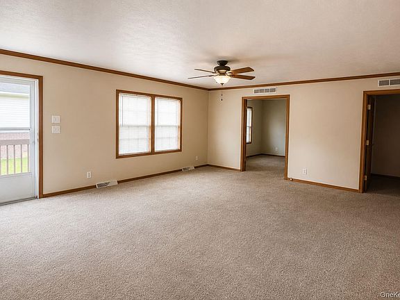 4th image of 18 forsythia Drive
