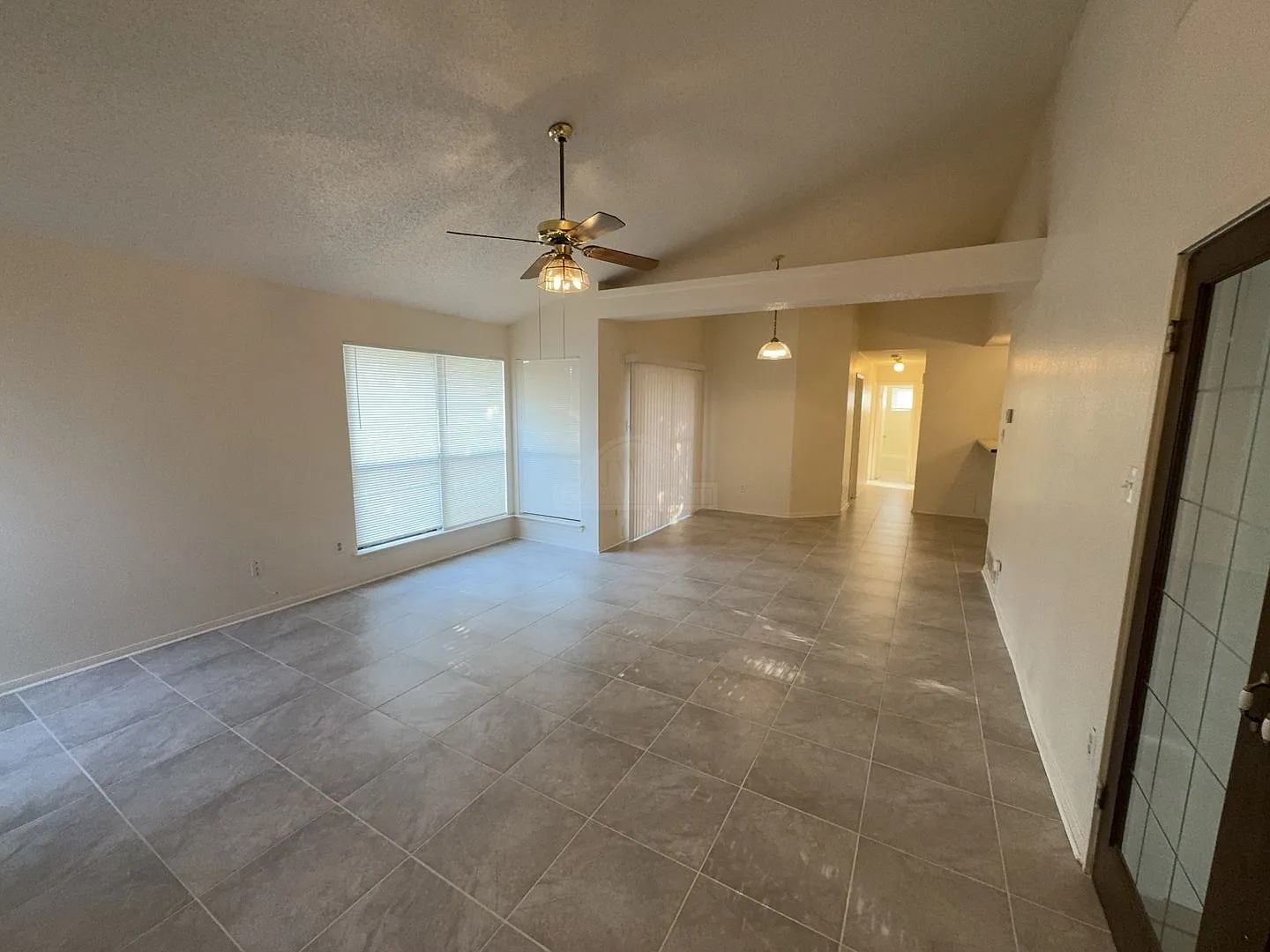 3202 Honeysuckle, Killeen — Photo 3